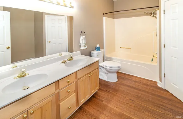 $265,000 | 3800 Canterbury Court, Newburgh, IN 47630