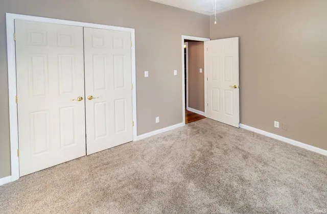 $265,000 | 3800 Canterbury Court, Newburgh, IN 47630