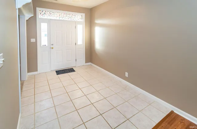 $265,000 | 3800 Canterbury Court, Newburgh, IN 47630