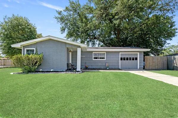 $145,000 | 519 Camellia Avenue, Orange, TX 77630