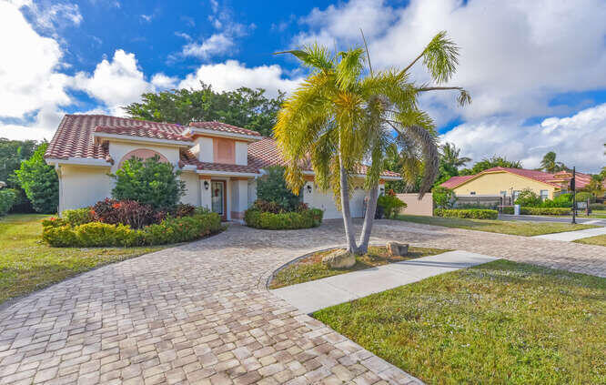 20112 Back 9 Drive Boca Raton, FL 33498 - Photo 1 of 29 20112 Back 9 Dr Boca Raton FL-small-001-