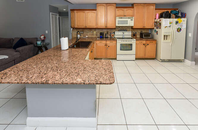 20112 Back 9 Drive Boca Raton, FL 33498 - Photo 14 of 29 20112 Back 9 Dr Boca Raton FL-small-015-
