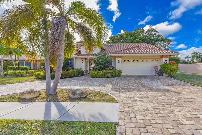 20112 Back 9 Drive Boca Raton, FL 33498 - Photo 2 of 29 20112 Back 9 Dr Boca Raton FL-small-002-