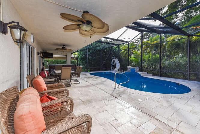 20112 Back 9 Drive Boca Raton, FL 33498 - Photo 24 of 29 20112 Back 9 Dr Boca Raton FL-small-027-