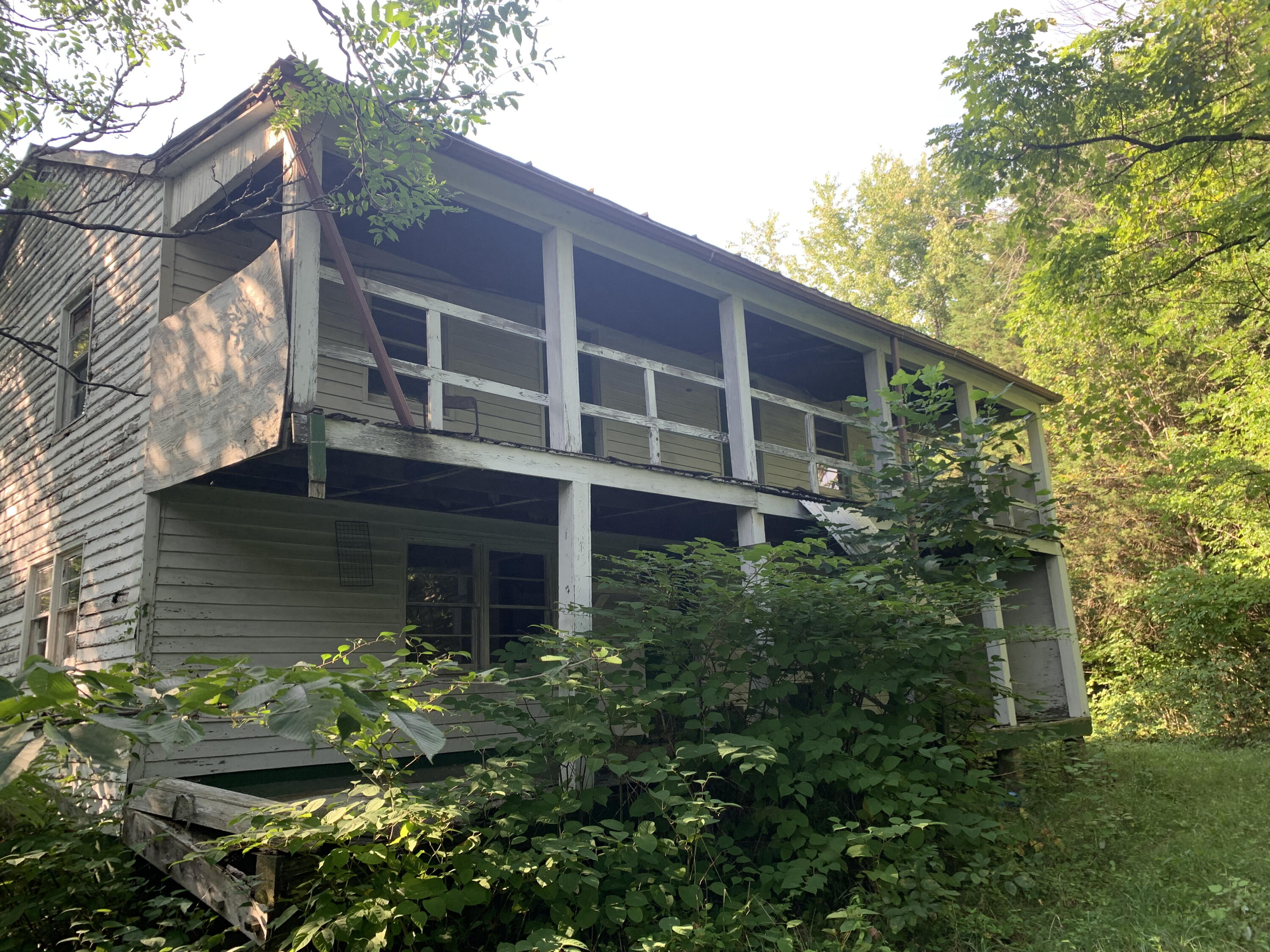 6912 Plank Road Buchanan, VA 24066 - Photo 1 of 26 front