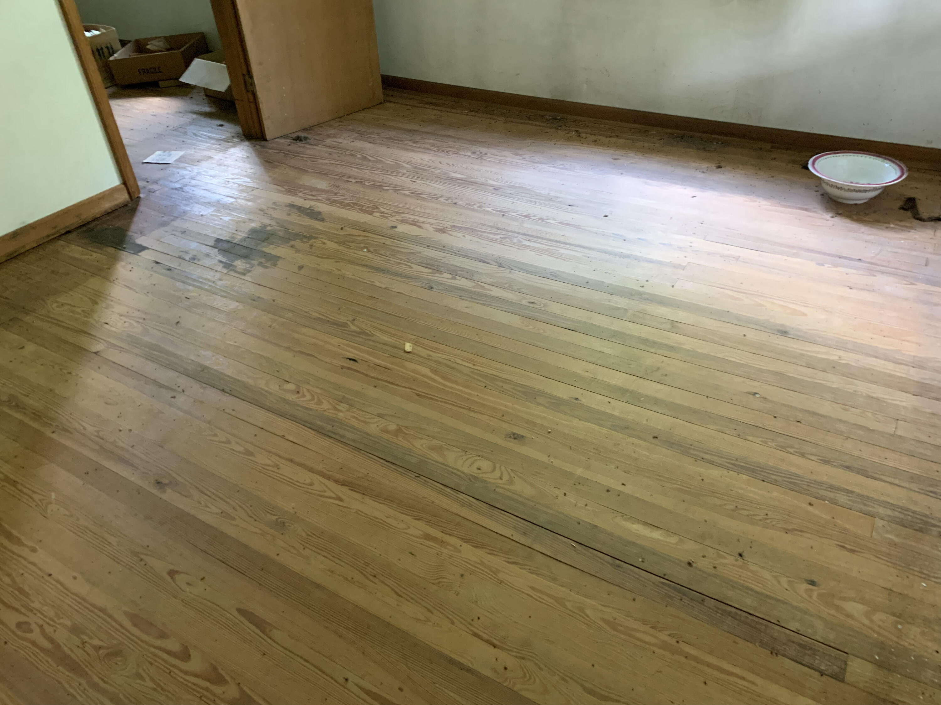 6912 Plank Road Buchanan, VA 24066 - Photo 25 of 26 flooring upstairs
