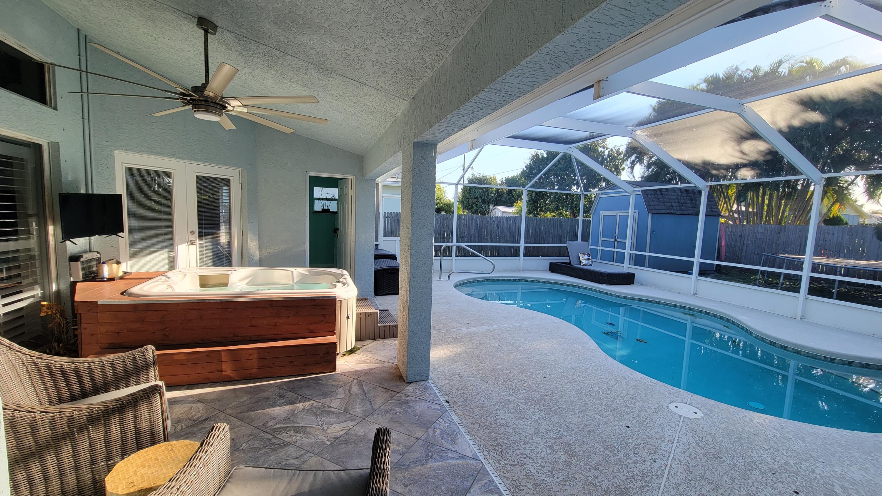 886 Southwest Curtis Street Port St. Lucie, FL 34983 - Photo 50 of 69 Bar / Spa