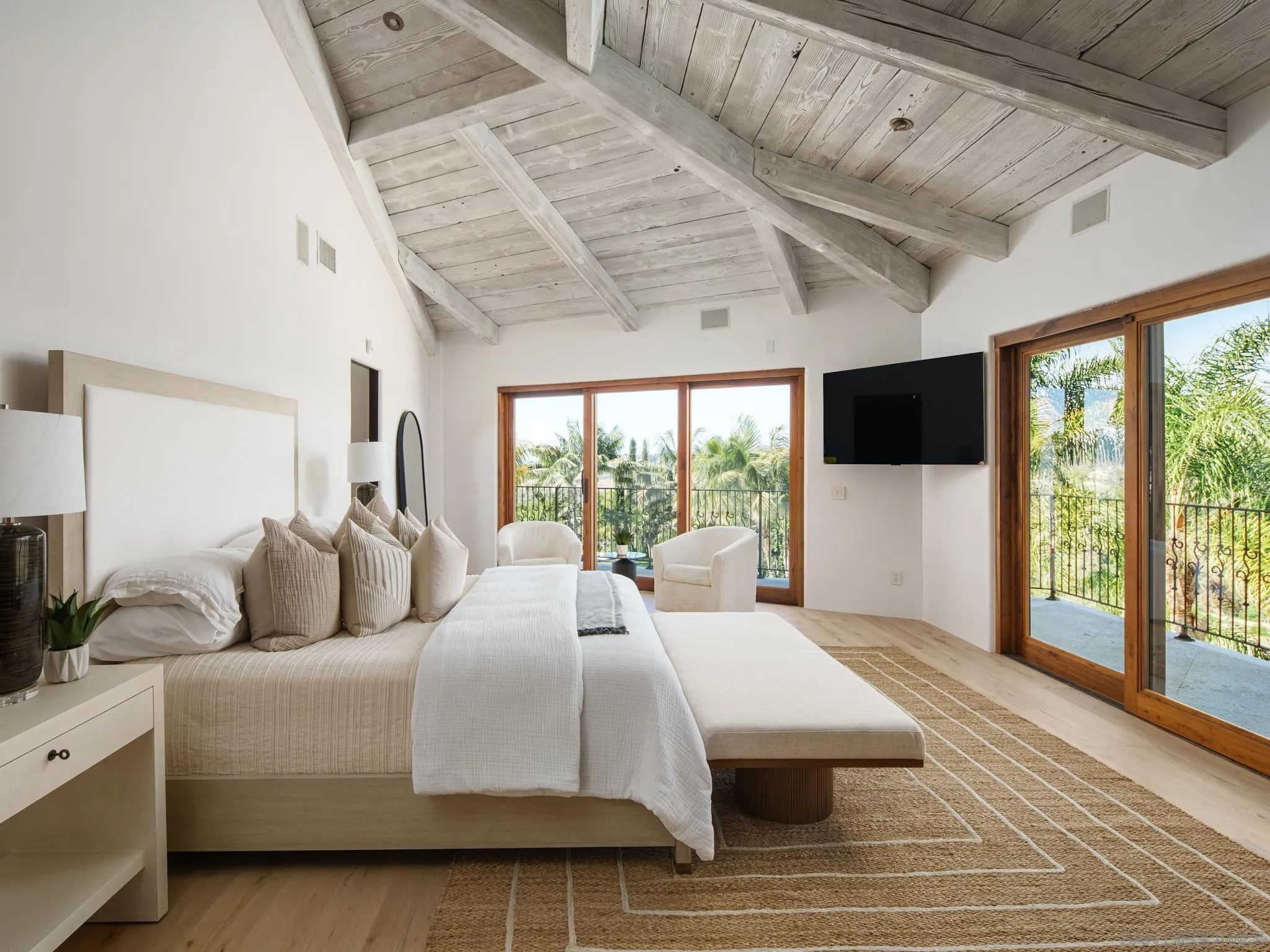 4560 Via Gaviota Rancho Santa Fe, CA 92067 - Photo 11 of 28 a bed room with a bed and a large window