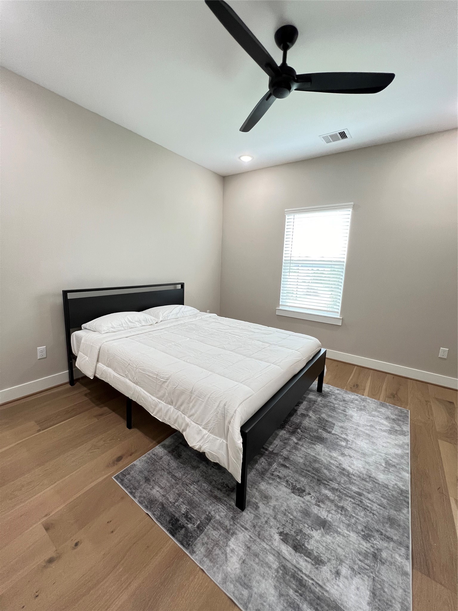 316 Thornton Road, Unit F Houston, TX 77018 - Photo 4 of 11
