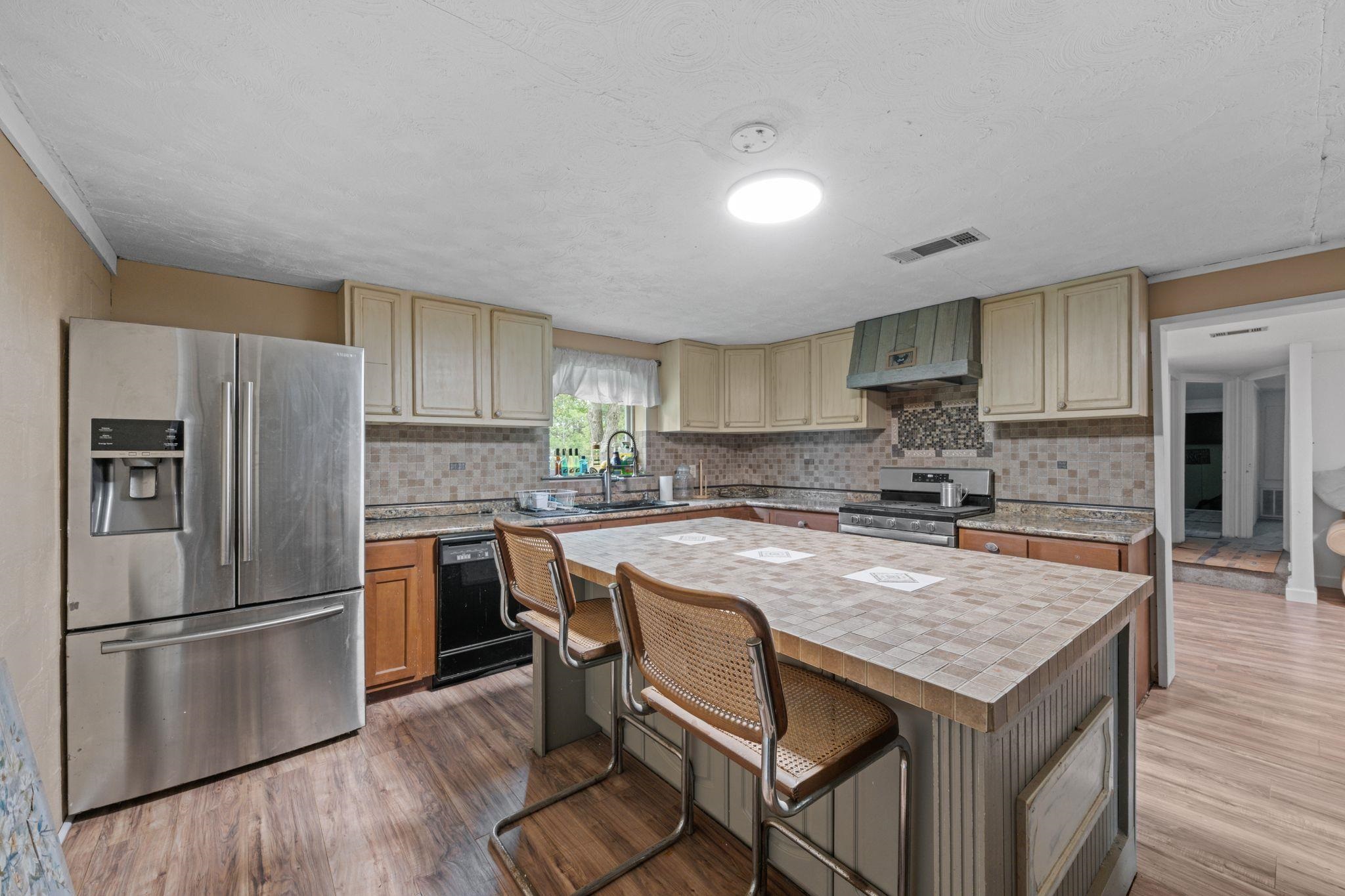 54855 Ramer Drive Bay Minette, AL 36507 - Photo 11 of 20 Kitchen