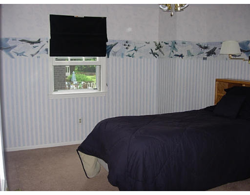 35 Blacksmith Road Wilbraham, MA 01095 - Photo 16 of 18