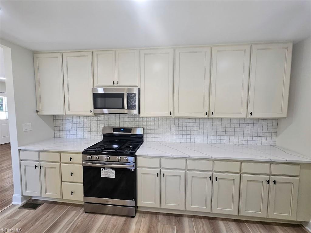 1915 Blain Street High Point, NC 27262 - Photo 6 of 24