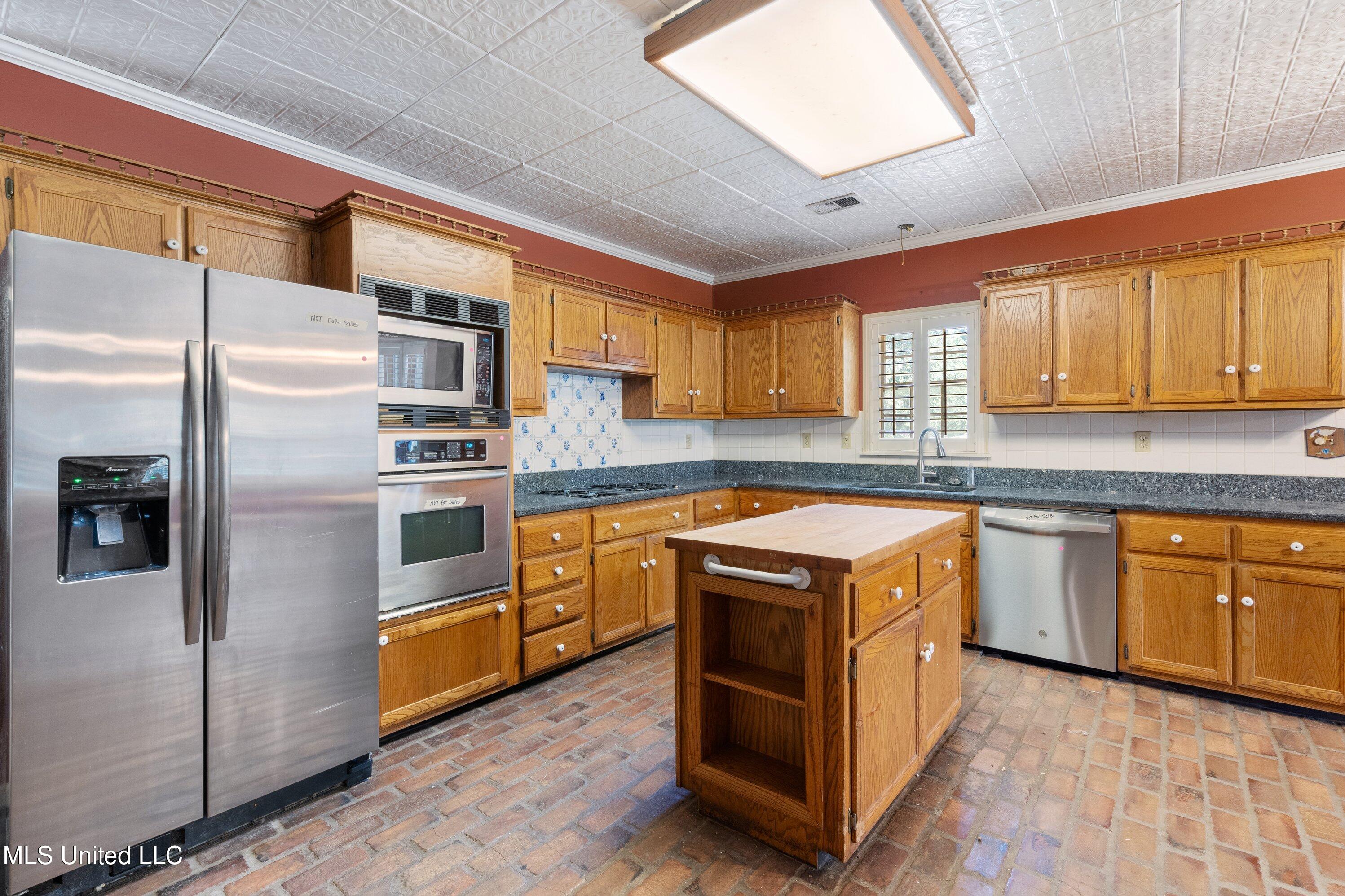 251 Callicott Drive Coldwater, MS 38618 - Photo 11 of 38 IMG_3330