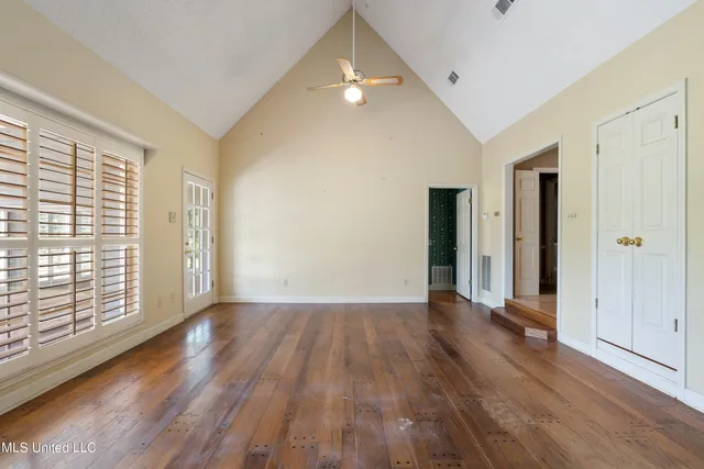 $499,900 | 251 Callicott Drive, Coldwater, MS 38618