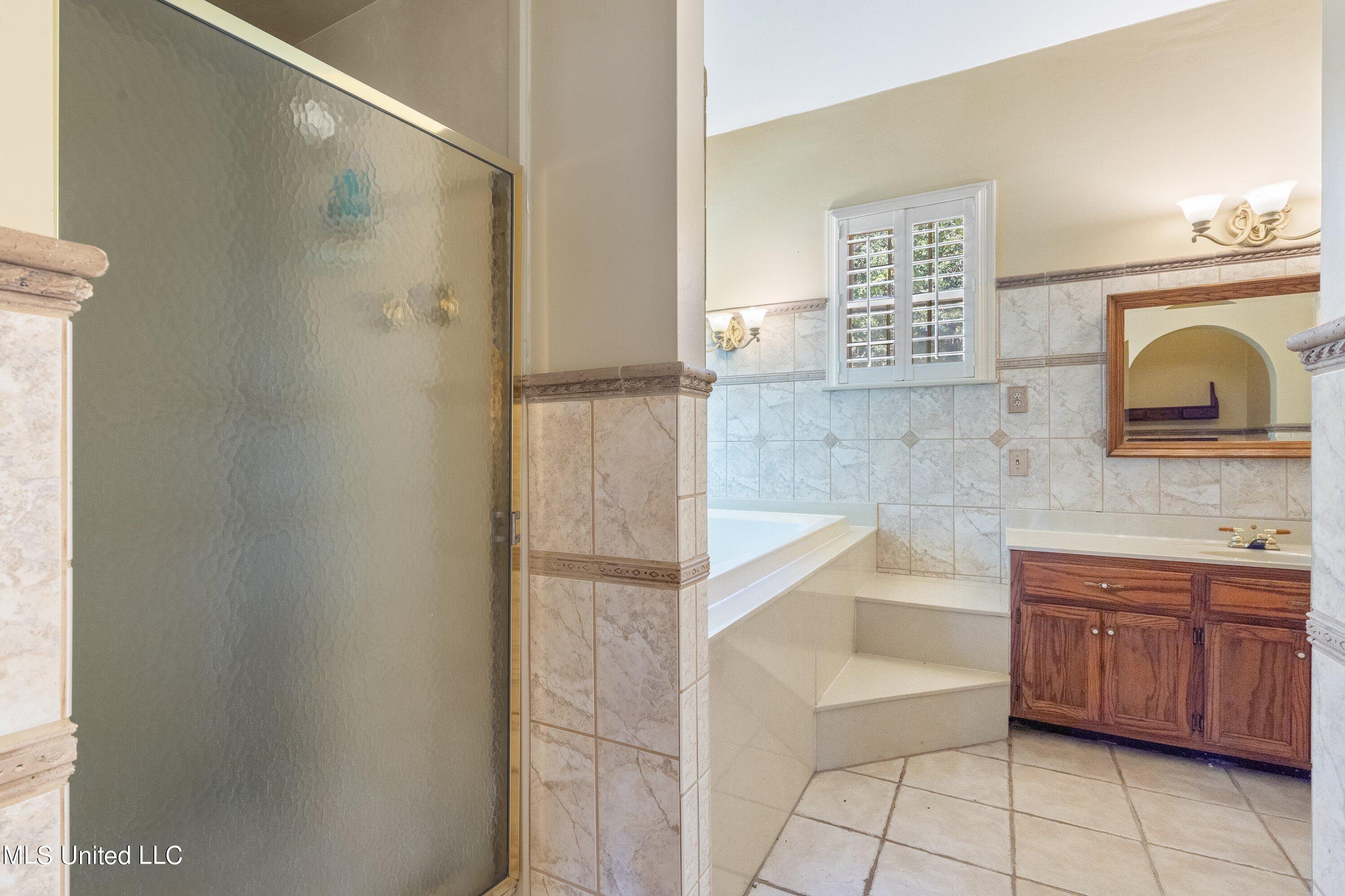 251 Callicott Drive Coldwater, MS 38618 - Photo 17 of 38 IMG_3345