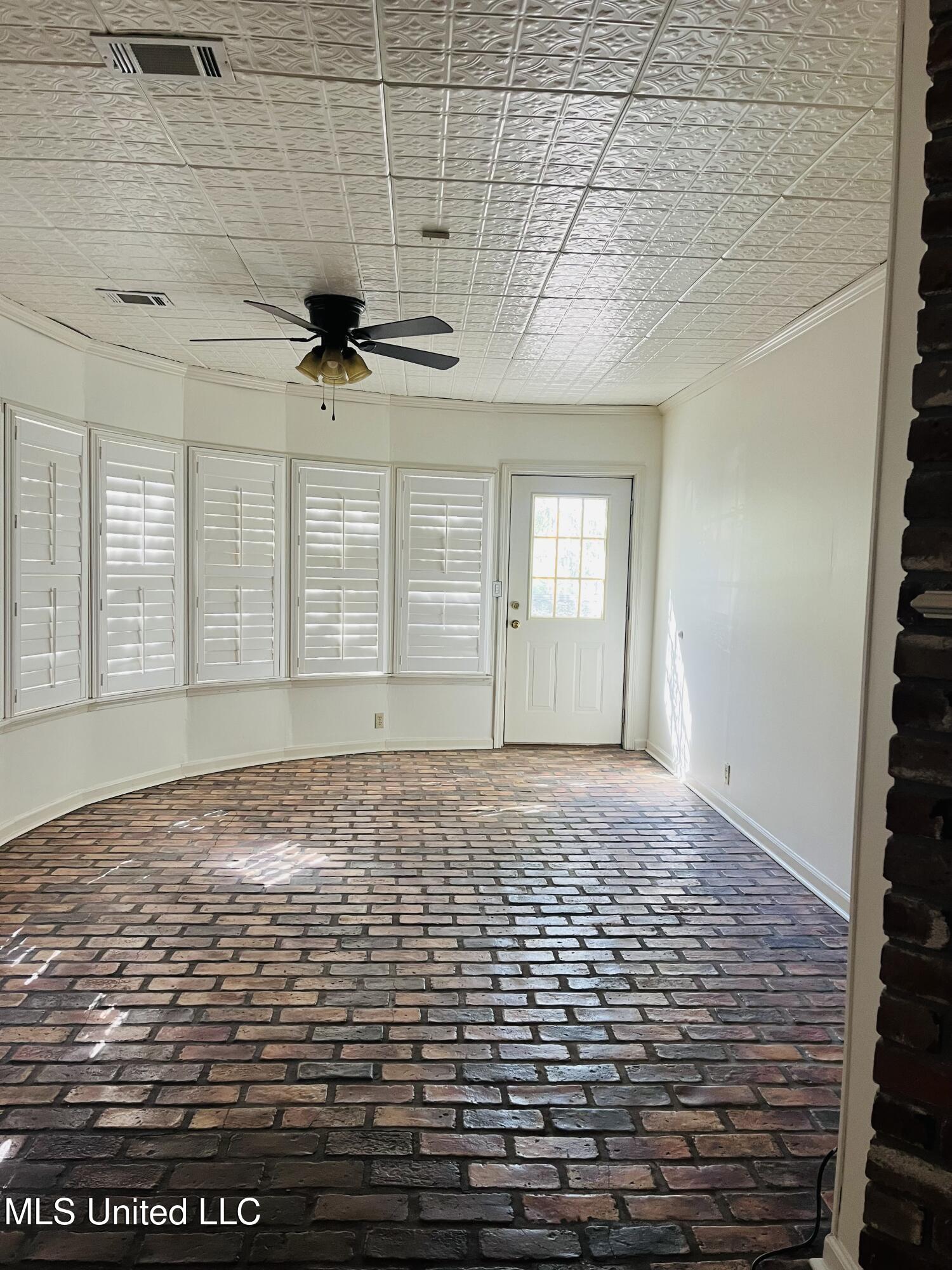 251 Callicott Drive Coldwater, MS 38618 - Photo 9 of 38 IMG_4796