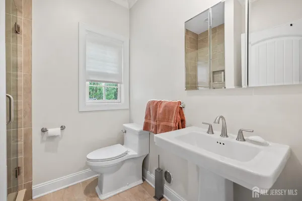 $2,000,000 | 13 Fox Run, Monroe Township, NJ 08831