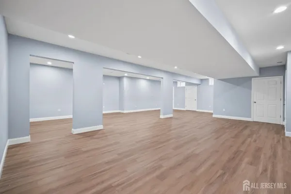 $2,000,000 | 13 Fox Run, Monroe Township, NJ 08831