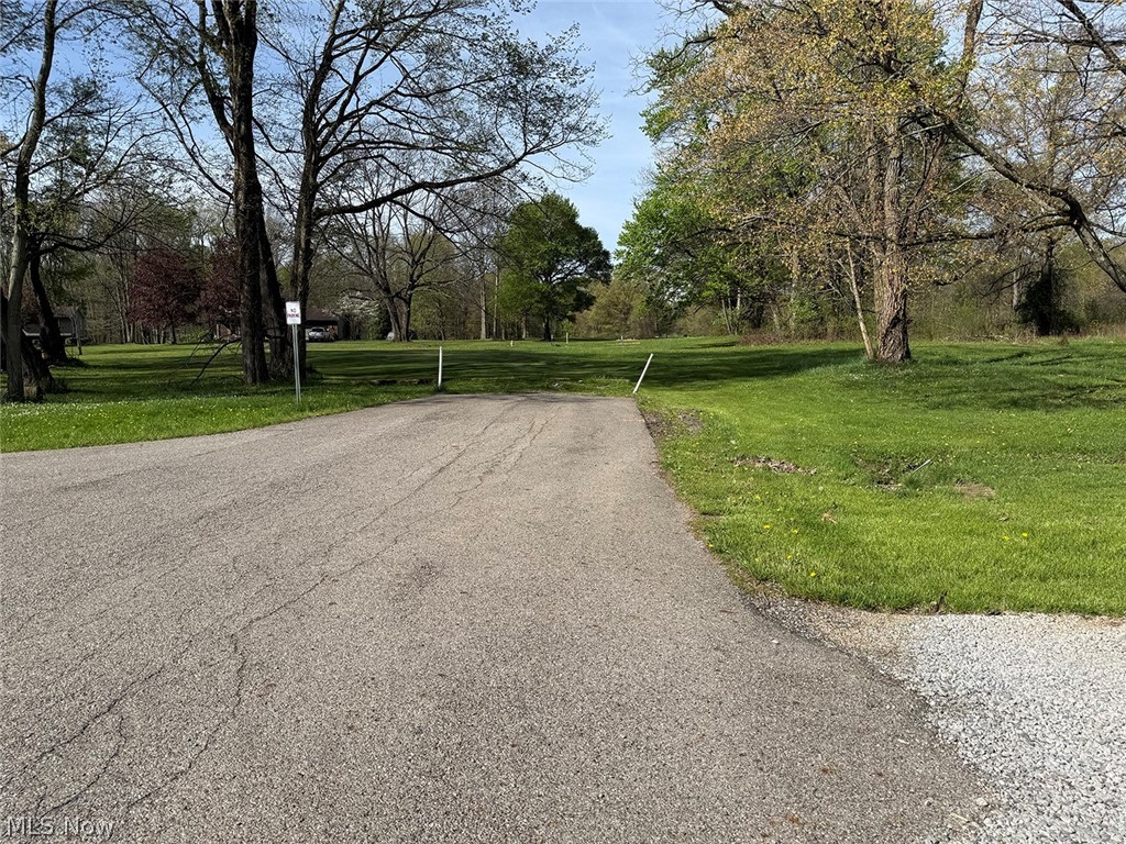Chestnut Ridge Road Southeast Masury, OH 44438 - Photo 12 of 17
