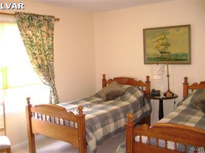 3020 Muirfield Road Center Valley, PA 18034 - Photo 24 of 27 Gallery Image 24