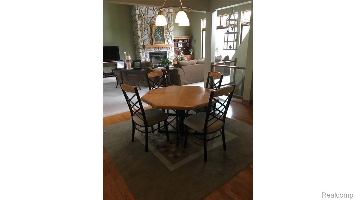 8651 Jackman Road Temperance, MI 48182 - Photo 12 of 91 BREAKFAST NOOK AREA