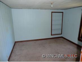 190 Crossroad Hill Road Canton, NC 28716 - Photo 5 of 12
