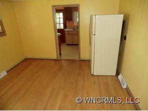 190 Crossroad Hill Road Canton, NC 28716 - Photo 7 of 12
