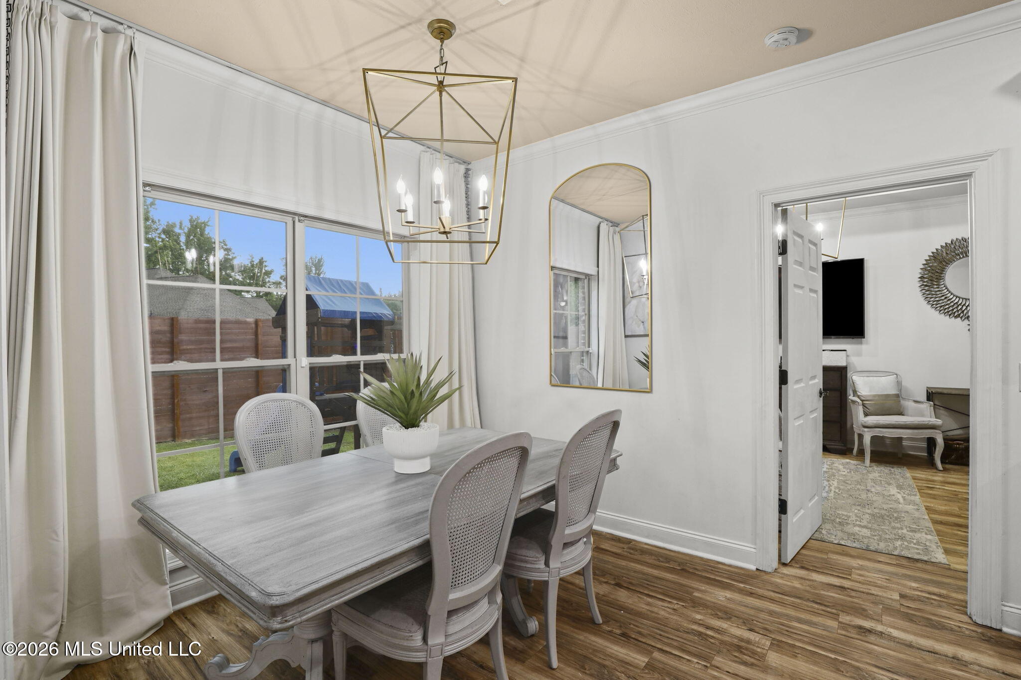 155 Oak Meadows Drive Clinton, MS 39056 - Photo 11 of 43 10-web-or-mls-155 Oak Meadow-10