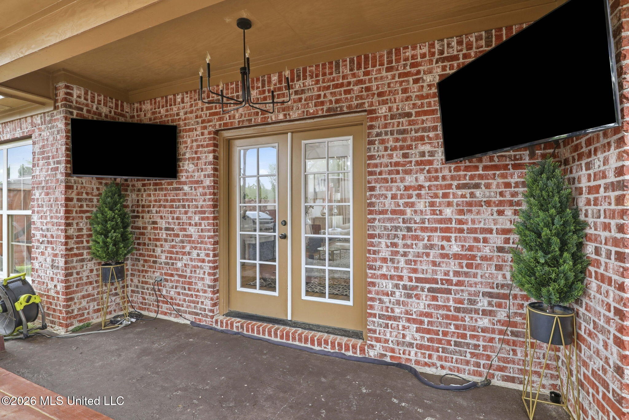 155 Oak Meadows Drive Clinton, MS 39056 - Photo 29 of 43 38-web-or-mls-155 Oak Meadow-38