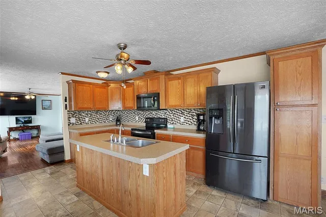 $315,000 | 10740 Lakeshore Drive, Blackwell, MO 63626