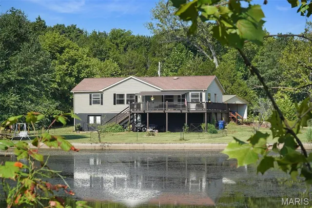 $315,000 | 10740 Lakeshore Drive, Blackwell, MO 63626