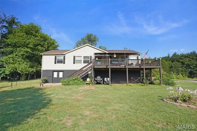 $315,000 | 10740 Lakeshore Drive, Blackwell, MO 63626