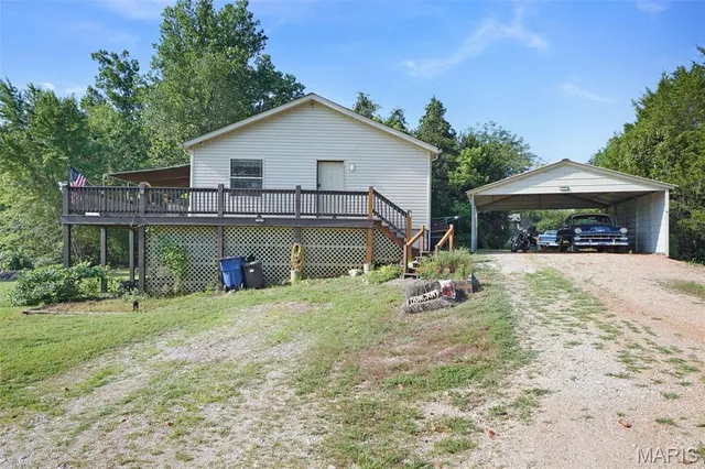 $315,000 | 10740 Lakeshore Drive, Blackwell, MO 63626