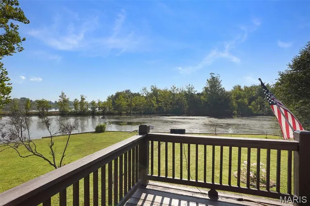 $315,000 | 10740 Lakeshore Drive, Blackwell, MO 63626