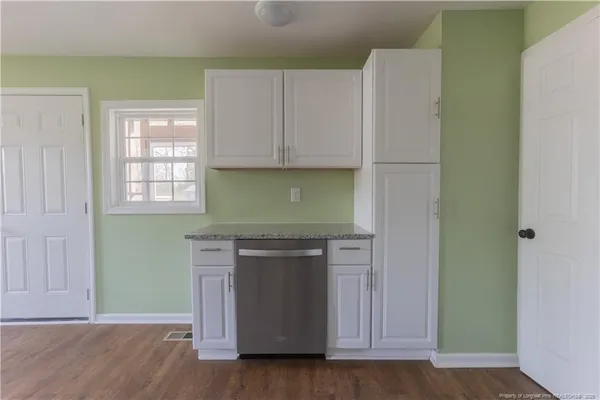 $185,900 | 1601 West Mlk Jr Boulevard, Clinton, NC 28328