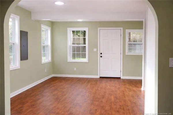 $185,900 | 1601 West Mlk Jr Boulevard, Clinton, NC 28328