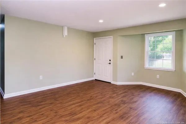 $185,900 | 1601 West Mlk Jr Boulevard, Clinton, NC 28328