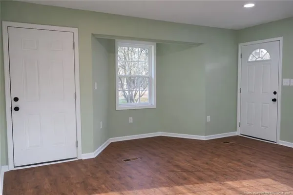 $185,900 | 1601 West Mlk Jr Boulevard, Clinton, NC 28328