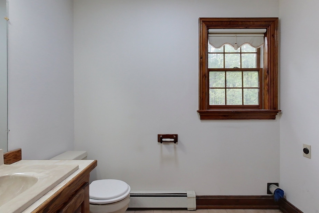 17 New Fitchburg Road Townsend, MA 01474 - Photo 21 of 42