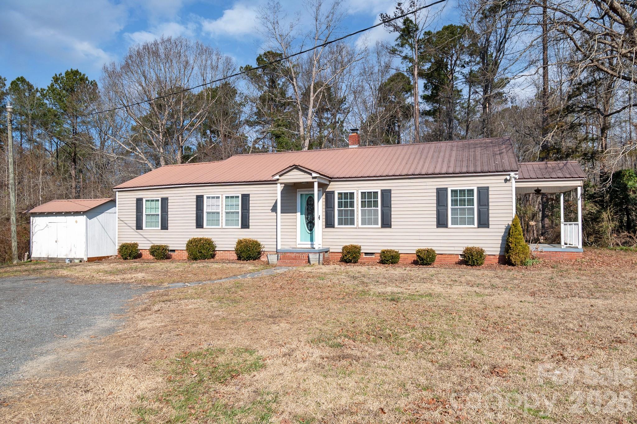 391 Phillipstown Road Kershaw, SC 29067 - Photo 3 of 48