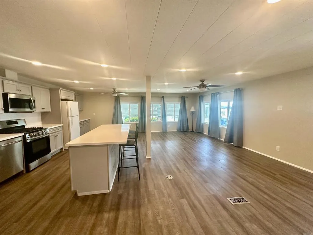 8301 Mission Gorge Road, Unit 282 Santee, CA 92071 - Photo 12 of 43 Gallery Image 12