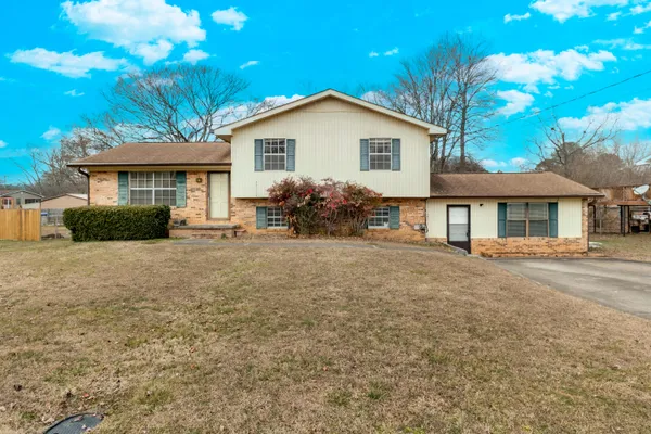 $329,900 | 4825 Tulip Avenue Northwest, Cleveland, TN 37312