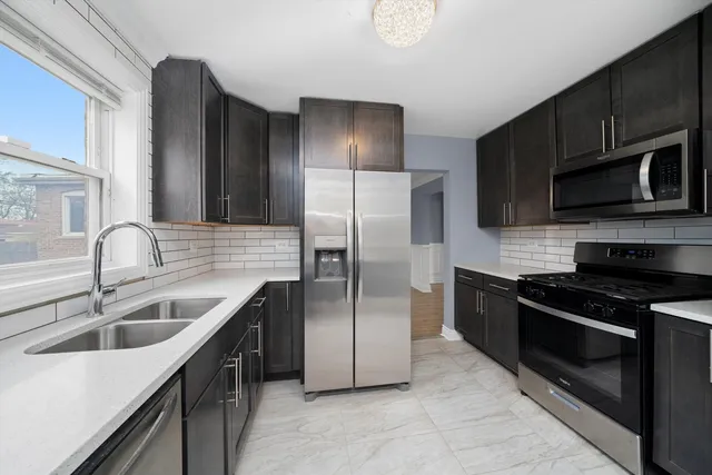 $214,500 | 9632 South Yale Avenue, Chicago, IL 60628