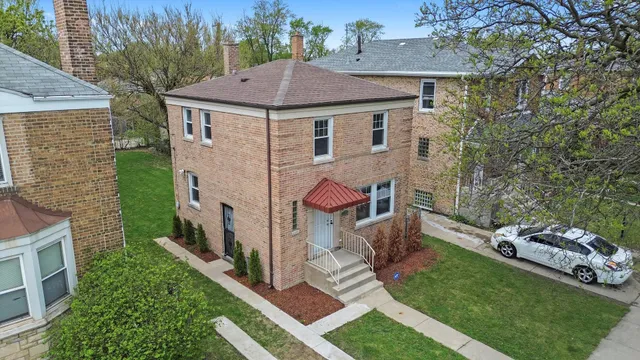 $214,500 | 9632 South Yale Avenue, Chicago, IL 60628