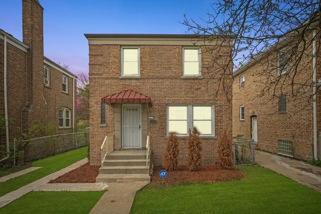 $214,500 | 9632 South Yale Avenue, Chicago, IL 60628
