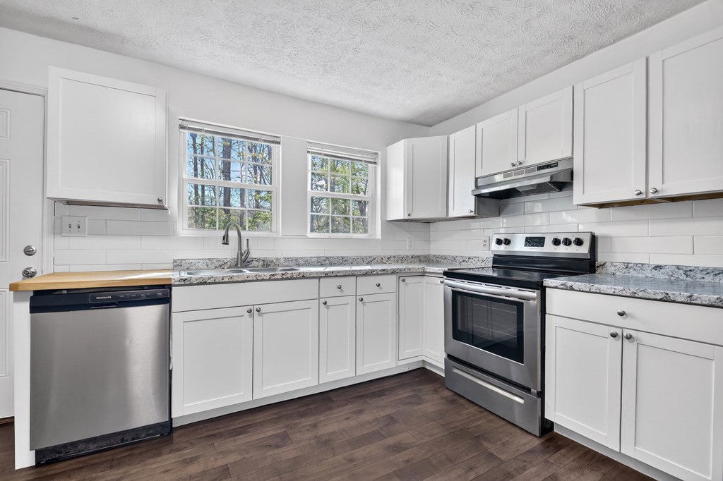 764 Hood Road Talking Rock, GA 30175 - Photo 15 of 58 Duplex 1 Kitchen