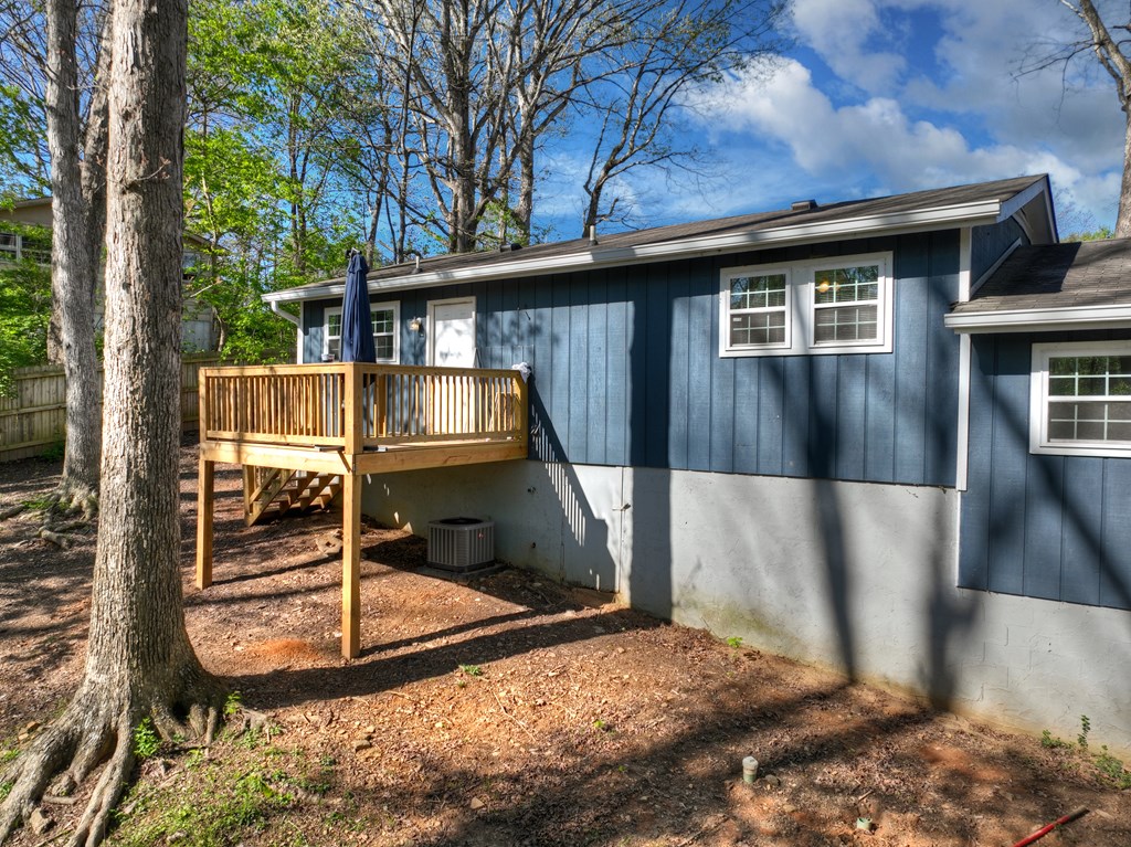 764 Hood Road Talking Rock, GA 30175 - Photo 32 of 58 Fenced in back yard