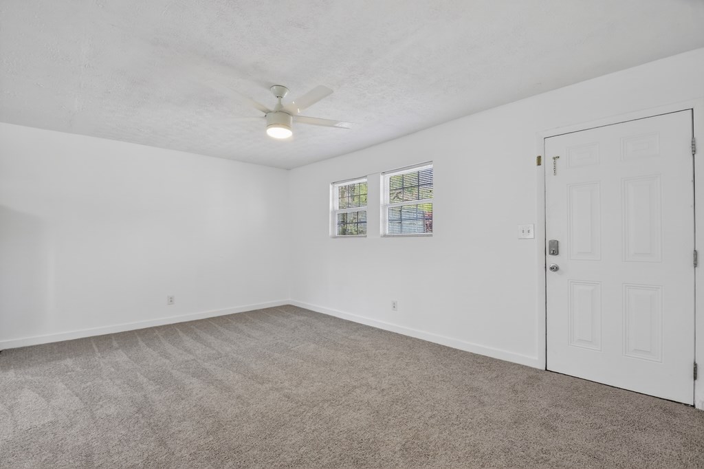 764 Hood Road Talking Rock, GA 30175 - Photo 10 of 58 Duplex 1 living room