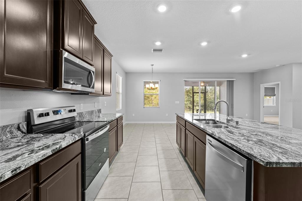 8635 Bower Bass Circle Wesley Chapel, FL 33545 - Photo 37 of 60