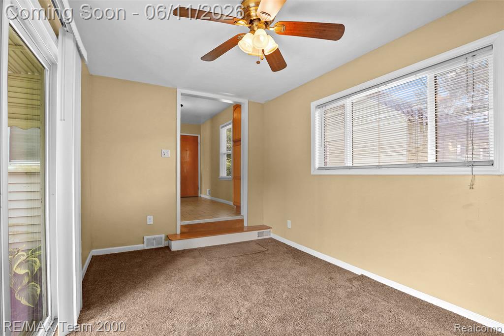3130 Chestnut Street Dearborn, MI 48124 - Photo 11 of 30